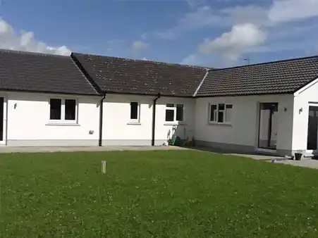 External render finishes: rough cast, Tyrolean, spa dash